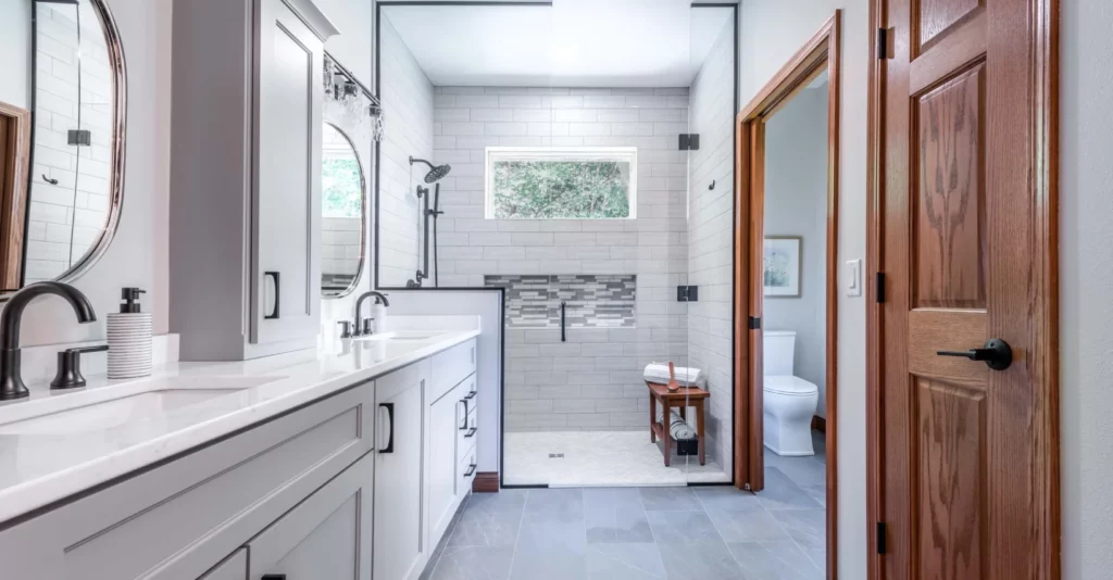 The Ultimate Bathroom Remodeling Guide: Choosing Fixtures and Features