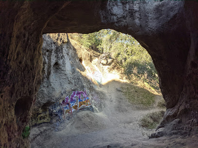 Exploring Vanalden Cave: A Hidden Gem in Tarzana, CA