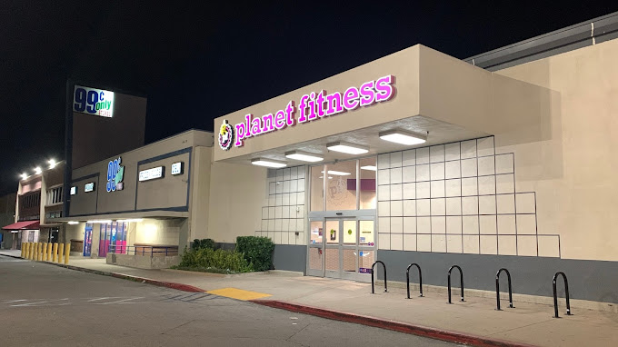 Planet Fitness: Your Friendly Neighborhood Gym in North Hollywood, CA